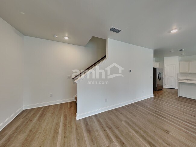 Photo - 945 Carnelian Ln