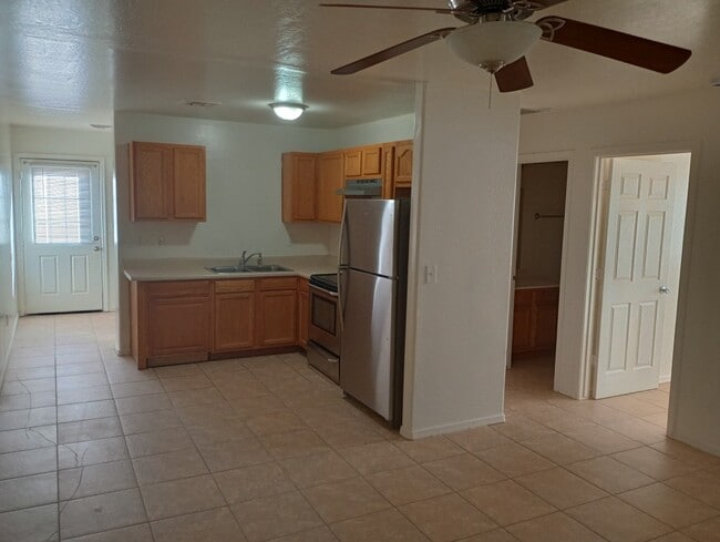 Photo - N Montezuma Dr