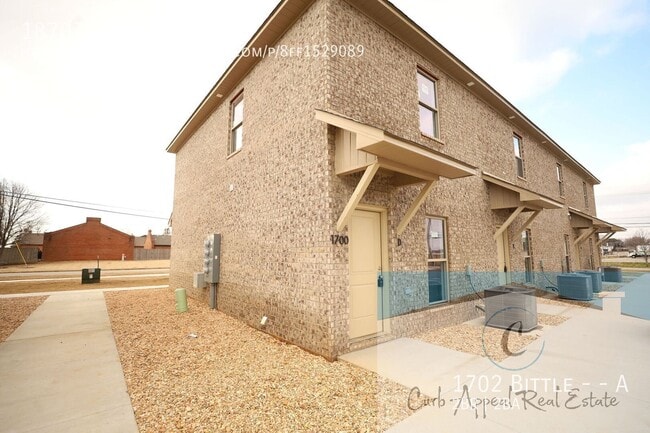 Photo - 1702 Bittle St Unit A
