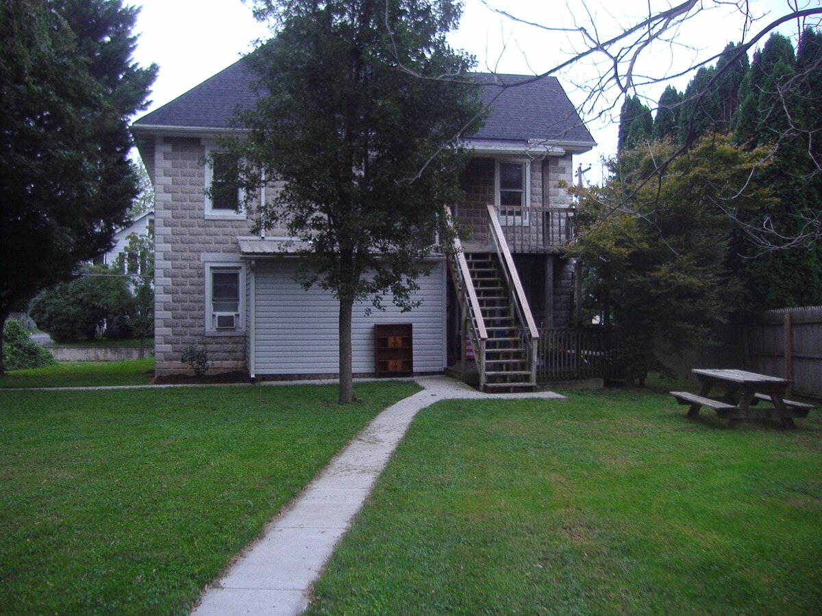 Photo - 358 N Broad St