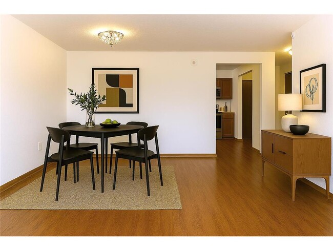 Photo - 78 10th St E Unit 806