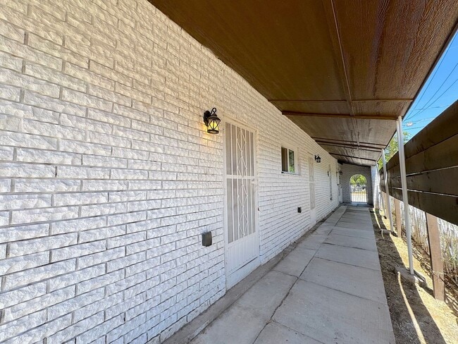 231 Francis St Unidad B