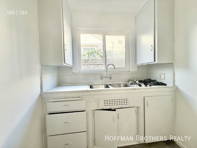 Photo - 1520 Meadowbrook Ave Unit 15