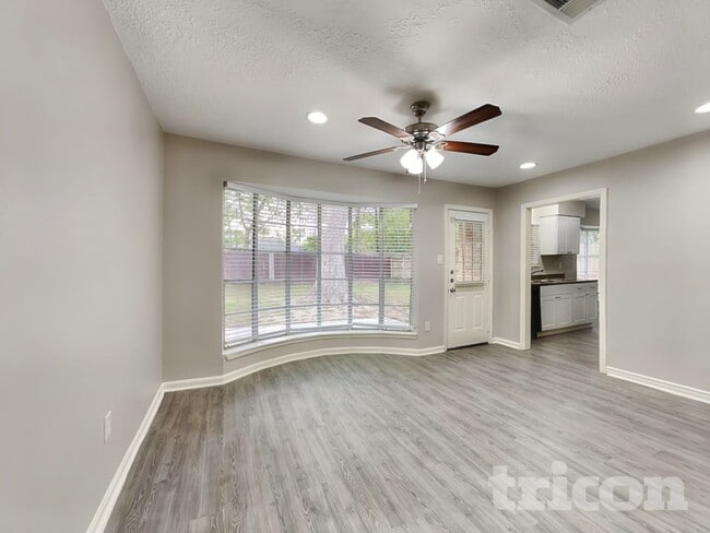 Photo - 17010 Tibet Rd