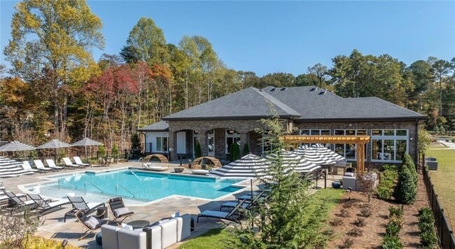Building Photo - 900 Mountaintop Ave Rental
