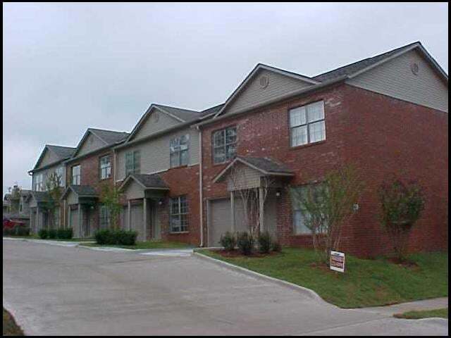 Building Photo - 222 Gamble Rd