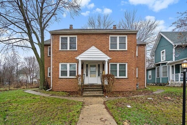 Photo - Newly Renovated 1br/1ba Apartment Available! PICTURES COMING SOON!