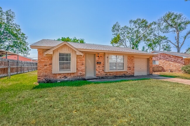 Photo - 7027 Inkberry Dr