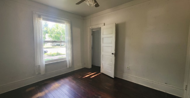 Photo - 1421 N Corona St