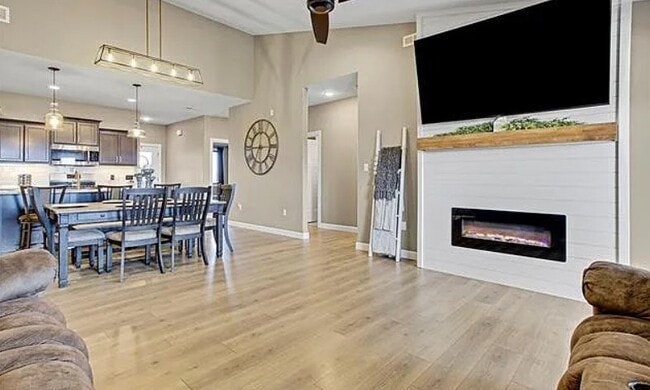 Photo - 2617 Chasehire Dr