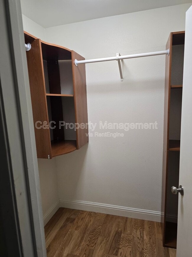 Photo - 3939 Madison Ave Unidad 222