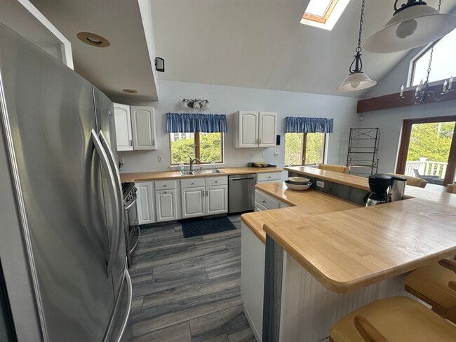 204 Nubble Rd