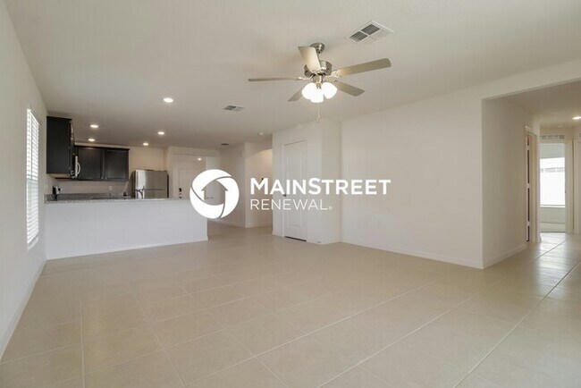 Photo - 4 Bedroom Pet-Friendly Home in Mascotte, FL with Main Street Renewal