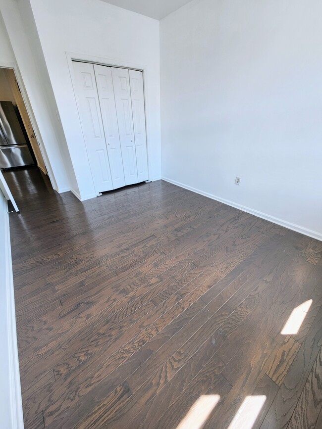 Photo - 5170 Butler St Unit 3