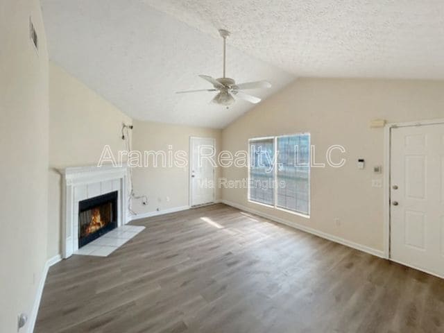 Photo - 263 Marsh Glen Dr