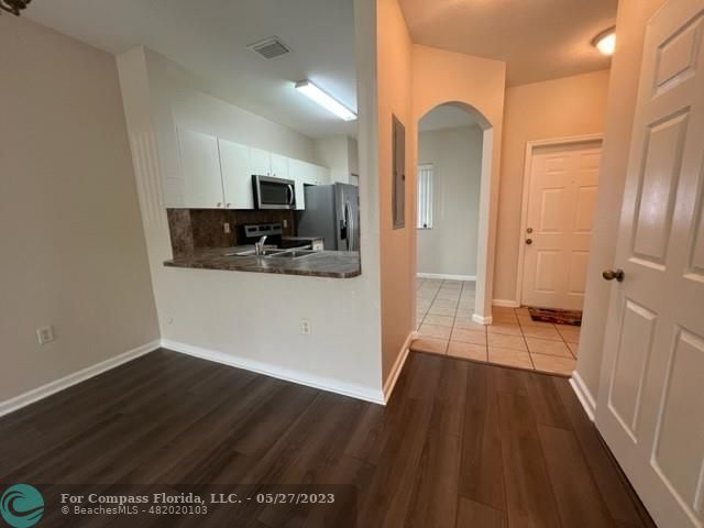 Photo - 5926 Riverside Ave