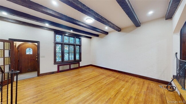 Photo - 90-09 68th Ave