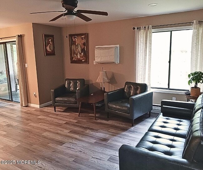 Photo - 54 Amberly Dr