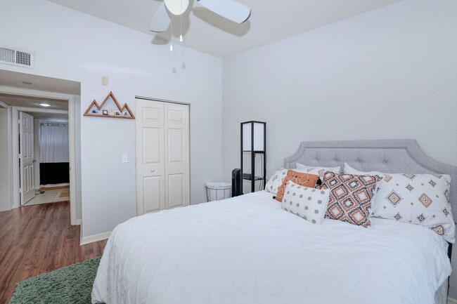 Photo - 8294 Key Royal Cir