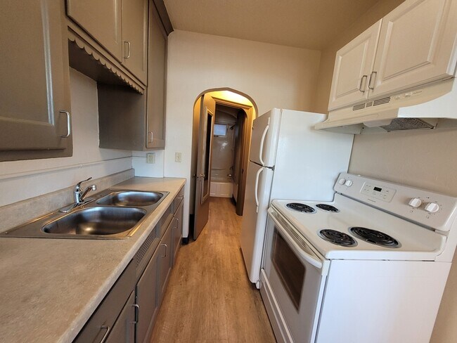 Photo - 414 Dousman St Unit 4