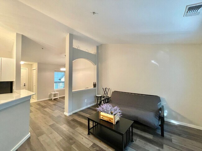 Photo - Great Condo For Rent Unit M302