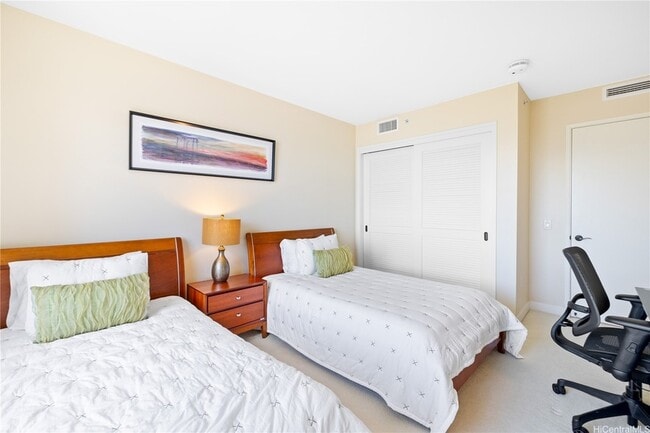 Photo - 1551 Ala Wai Blvd