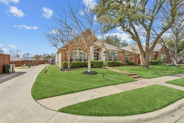 Photo - 1509 Rockcliff St