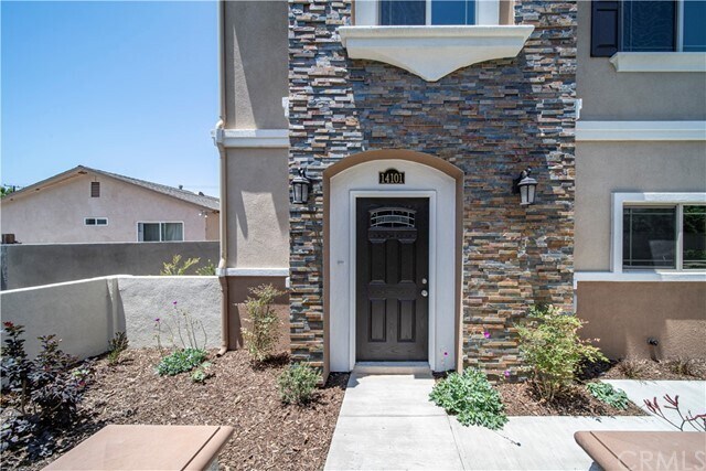 Photo - 14101 Edwards St Townhome