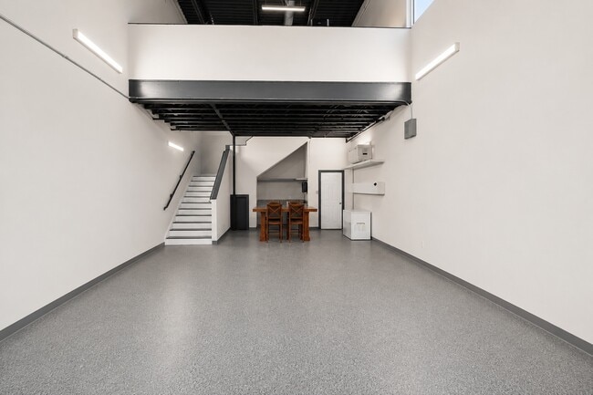 Building Photo - 1435 FM 1463 Unit B1
