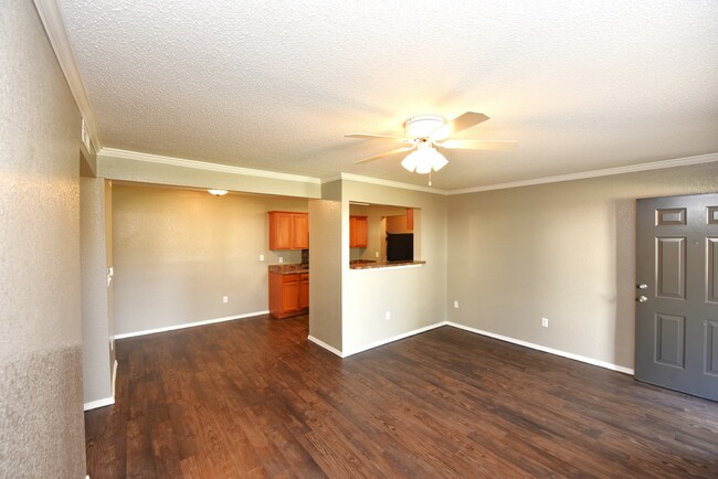 CrownRidge Apartments