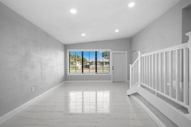 Photo - 1300 NW 90th St
