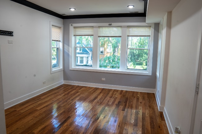 Photo - 6032 S Paulina St Unidad 2