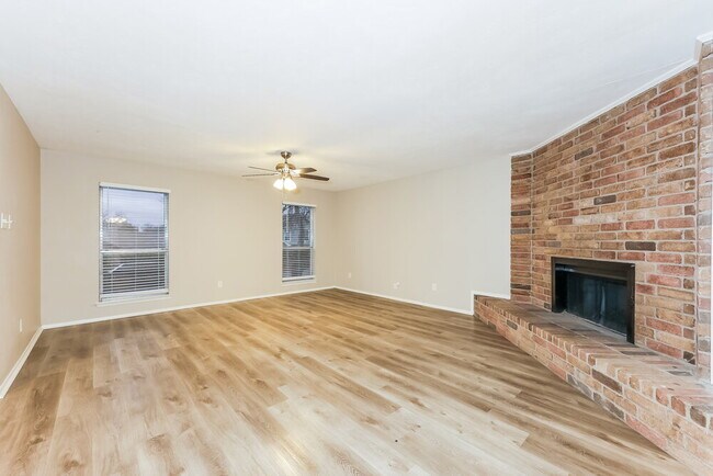 Photo - 1301 Southridge Dr