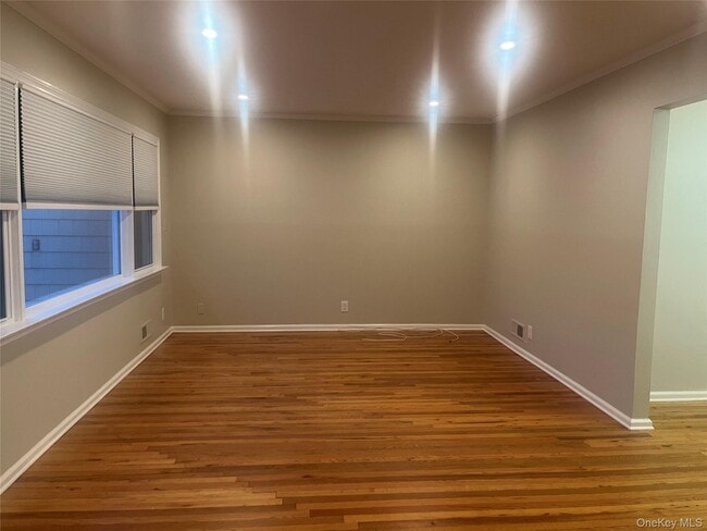 Photo - 3616 Jerusalem Ave