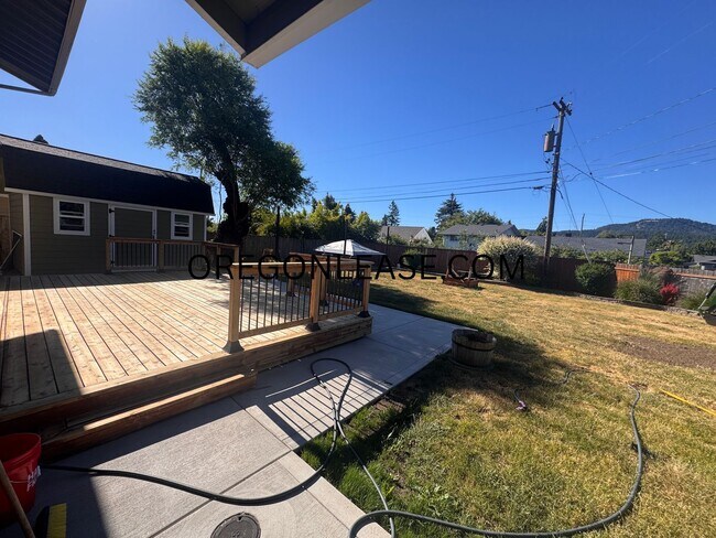 Photo - Spacious 4-Bedroom Home in North Springfield