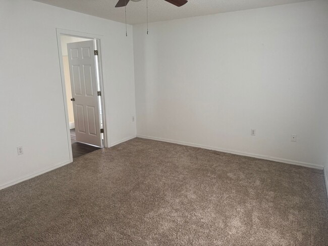 Photo - 27 Flatfish Dr