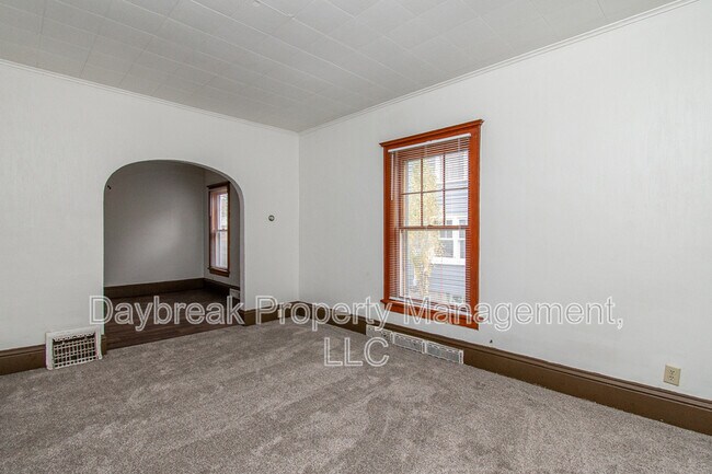 Photo - 1116 7th St N