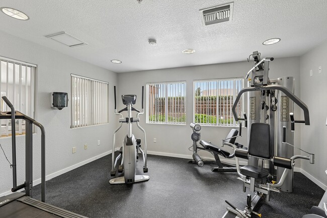 13-web-or-mls-N Skyline Dr-0506-913