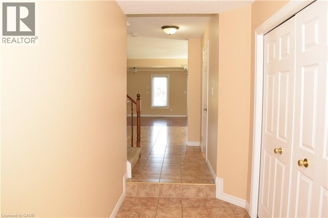 Photo - 242 Buttercup Ct