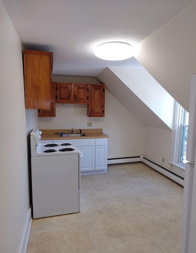 Photo - 32 S Main St Unit #4