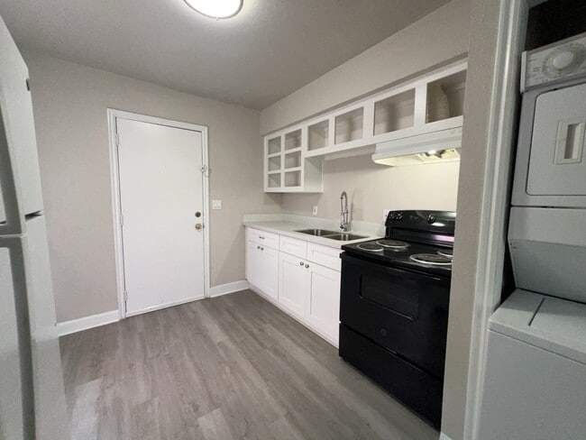 Photo - 4406 Tampico St