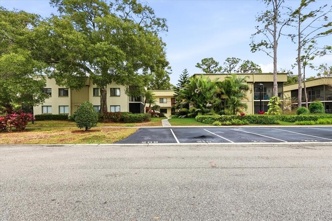 Photo - 3300 Fox Chase Cir Unit 202