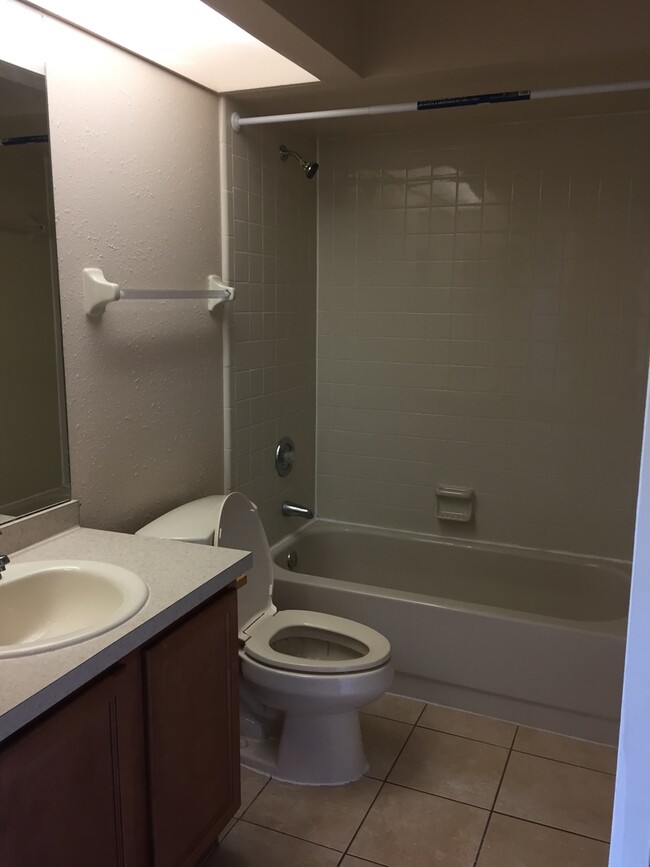 Photo - 7814SBC(100) Unit 7814SBC