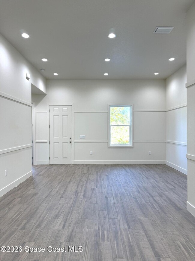 Photo - 2781 Edington Dr