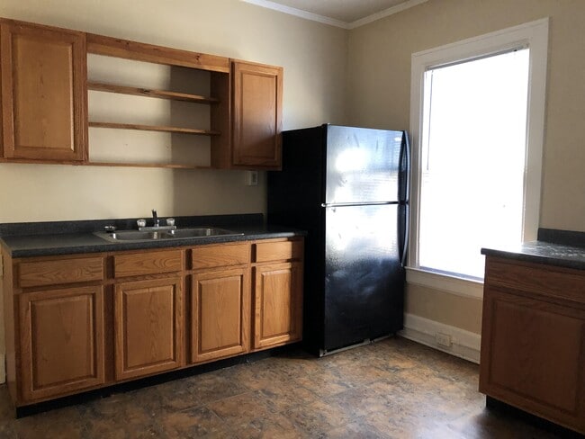 1211 8th St Unit 3
