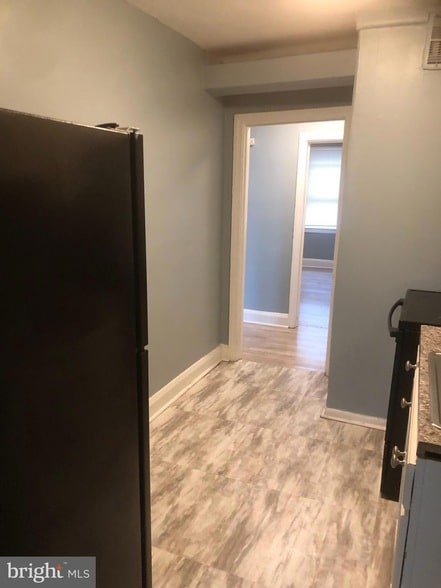 Photo - 3023 Oakford Ave