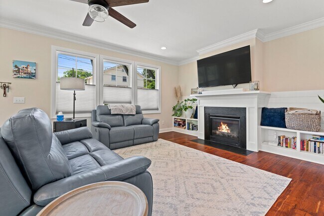 Photo - Stunning 4 Bedroom in Downtown Durham with Large Fenced Yard!