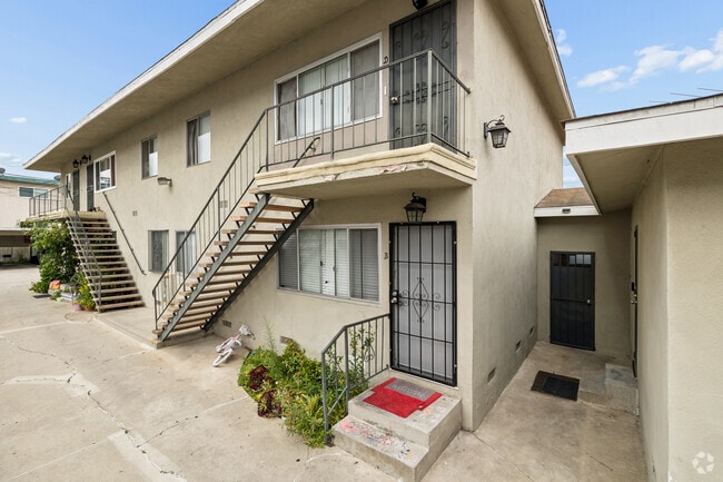 4028 W. 137th Street