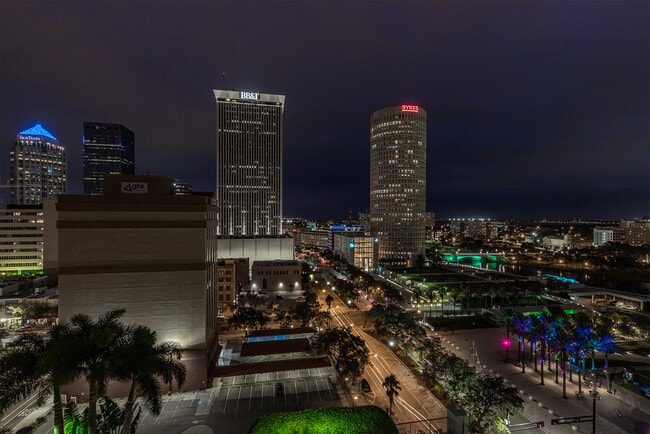 Photo - 777 N Ashley Dr