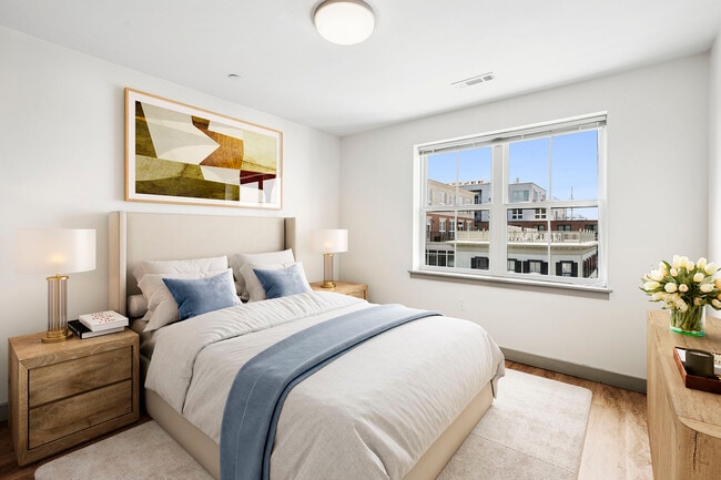 Photo - The Beverly Collection: Flats at 131